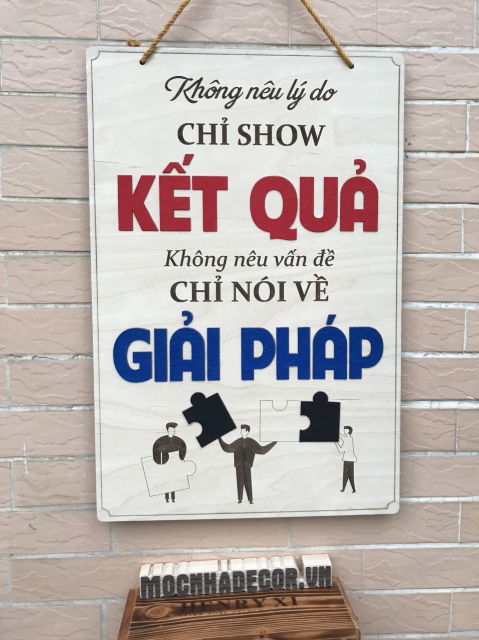 Tranh gỗ cổ động treo văn phòng